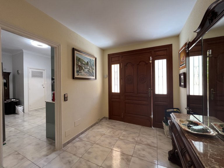 Villa for Sale in Santa Ponsa, Balearic Islands 4