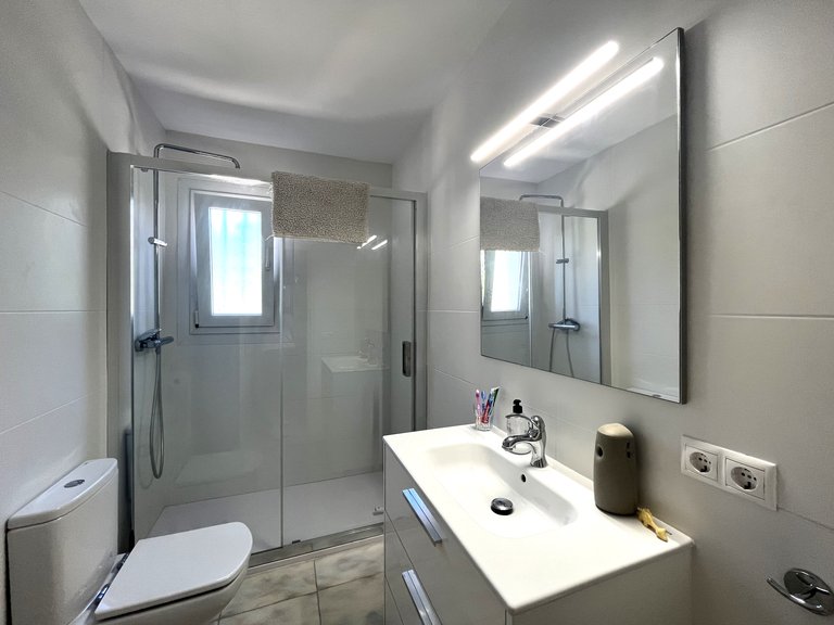 Villa for Sale in Santa Ponsa, Balearic Islands 12