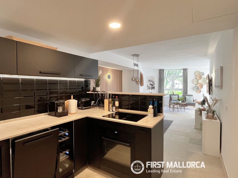 Apartment for Sale in Illetes, Balearic Islands 5