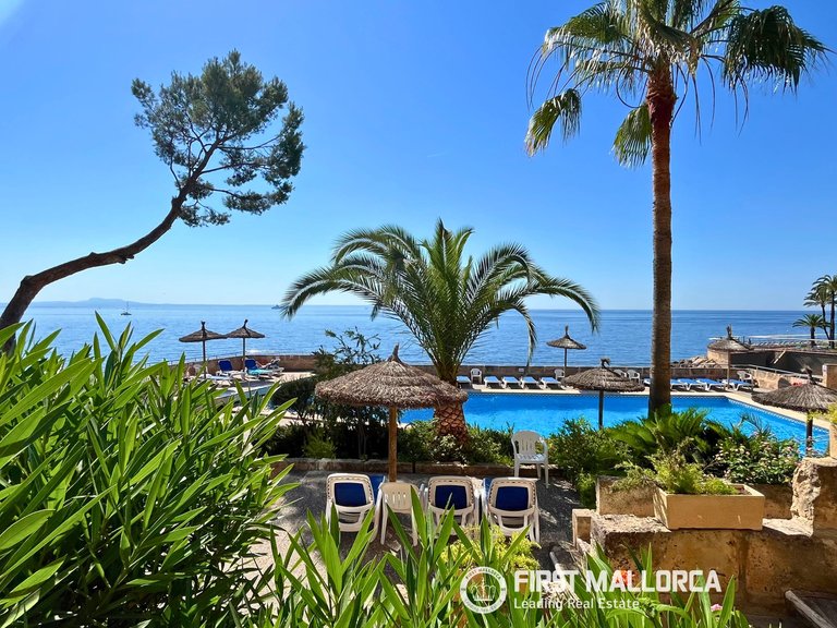 Apartment for Sale in Illetes, Balearic Islands 1