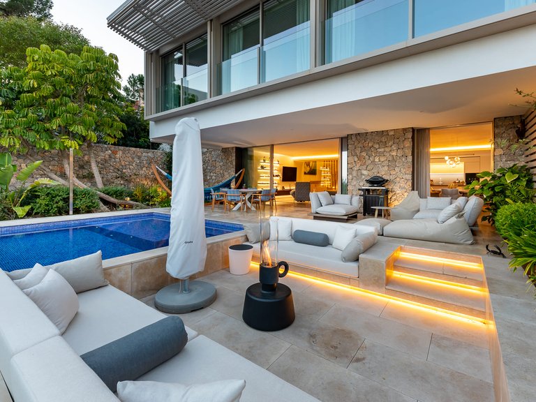 Villa for Sale in Puerto De Andratx, Balearic Islands 1