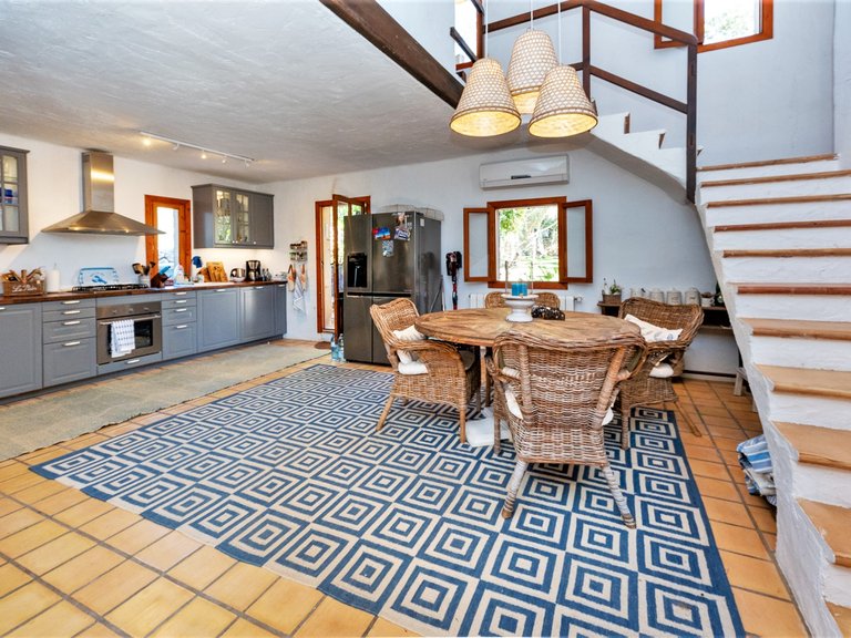 Country House for Sale in Porreres, Balearic Islands 5