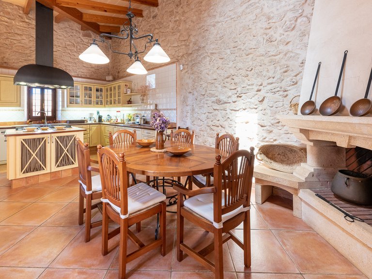 Country House for Sale in Santanyí, Balearic Islands 9