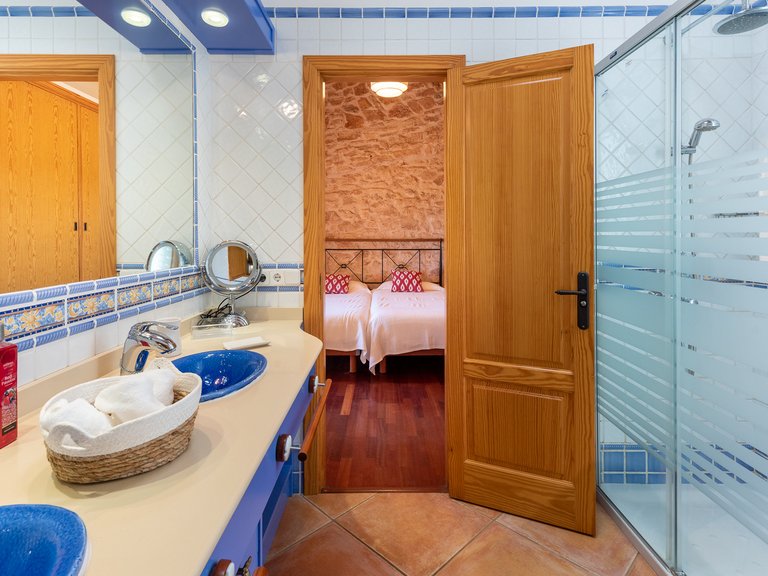 Country House for Sale in Santanyí, Balearic Islands 25