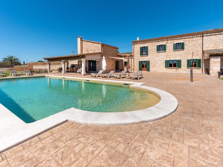 Country House for Sale in Santanyí, Balearic Islands 2