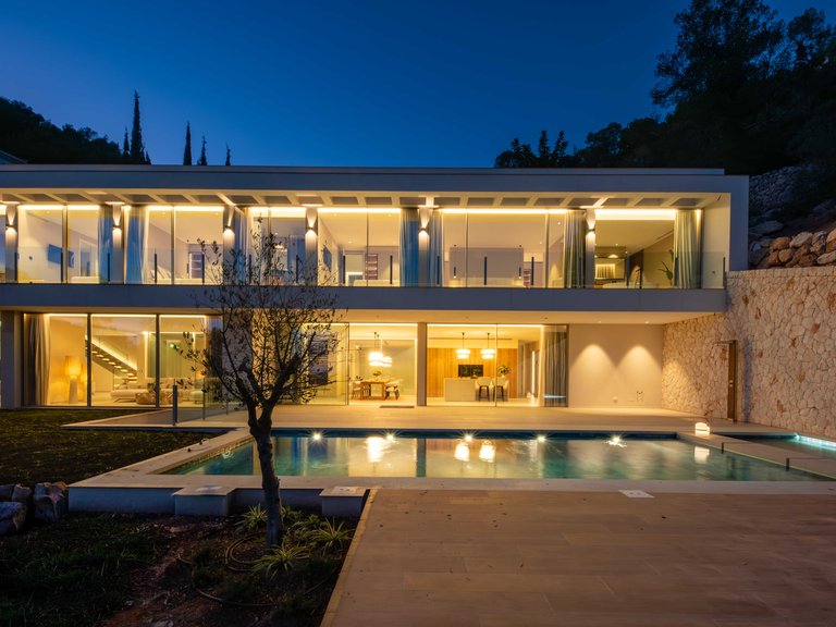 Villa for Sale in Portals Nous, Balearic Islands 1