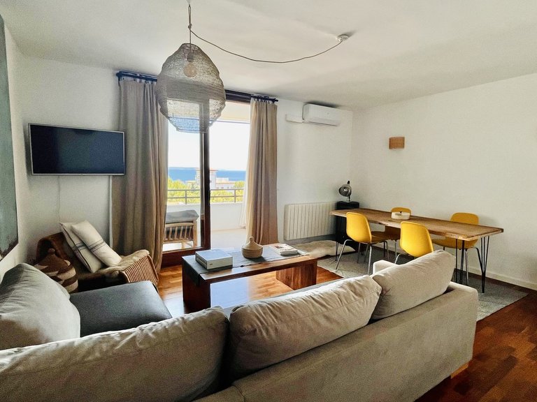Apartment for Rent in Illetes, Balearic Islands 2