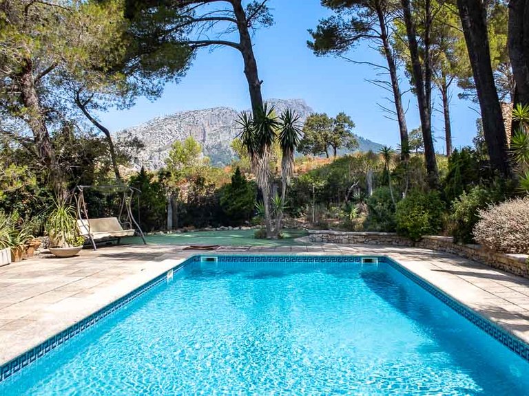 Villa for Sale in Galilea, Balearic Islands 6