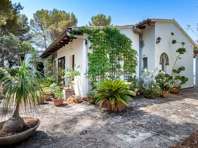 Villa for Sale in Galilea, Balearic Islands 3