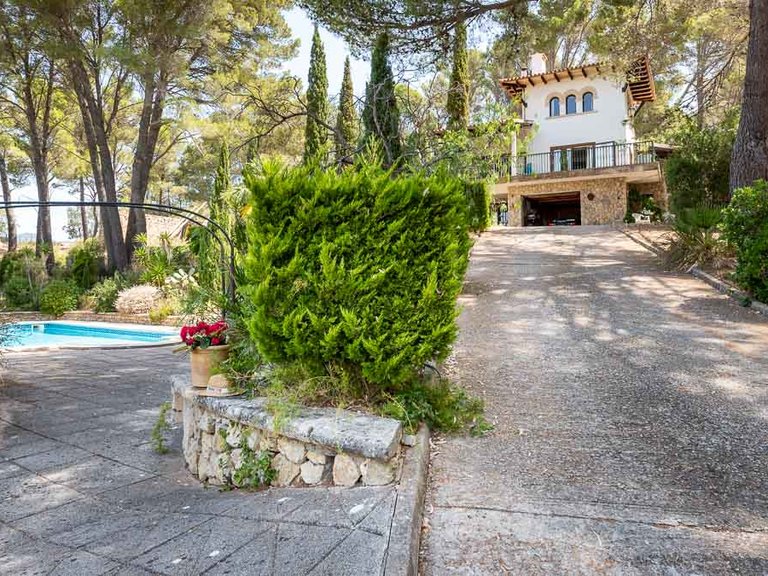 Villa for Sale in Galilea, Balearic Islands 7