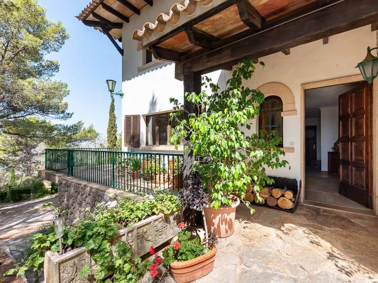 Villa for Sale in Galilea, Balearic Islands 4