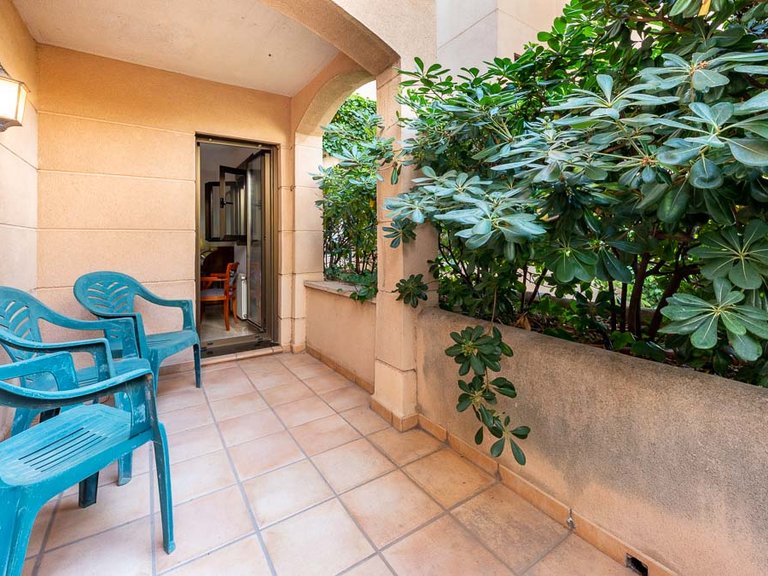 Apartment for Rent in Molinar & Portixol, Balearic Islands 16