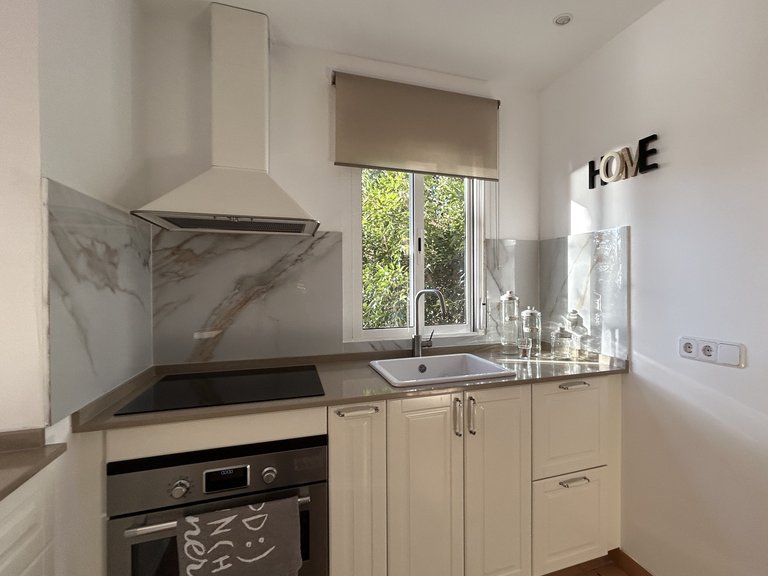 Apartment for Rent in Illetes, Balearic Islands 5