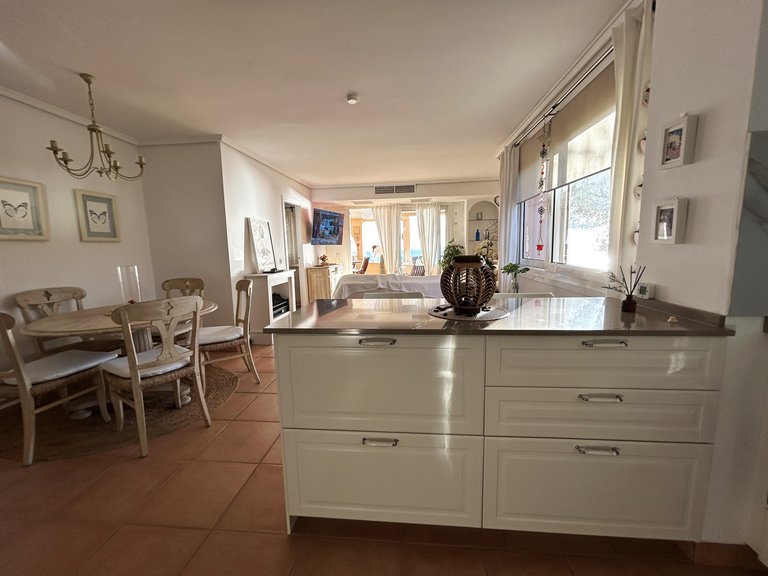 Apartment for Rent in Illetes, Balearic Islands 4