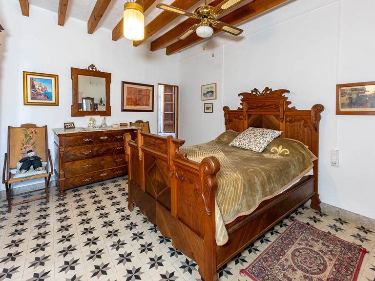 Villa for Sale in Alcúdia, Balearic Islands 14