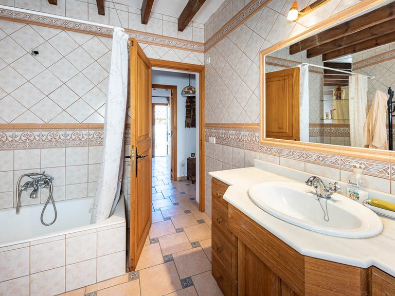Villa for Sale in Alcúdia, Balearic Islands 19