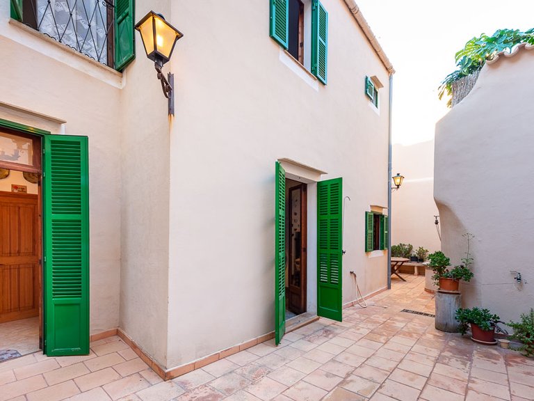 Villa for Sale in Alcúdia, Balearic Islands 22