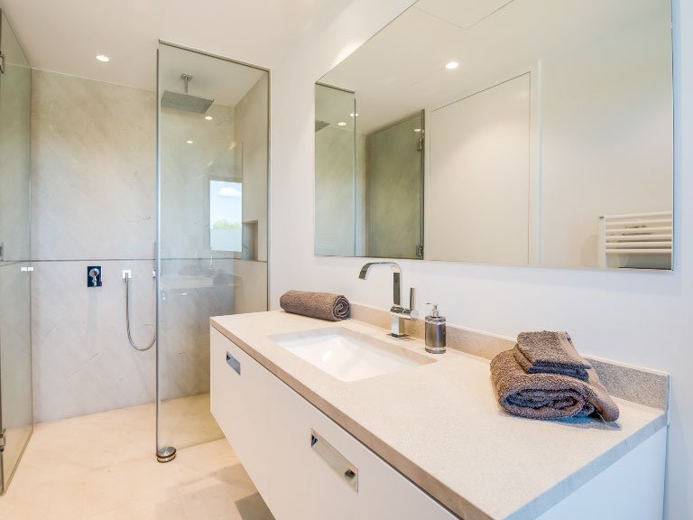 Villa for Sale in Nova Santa Ponsa, Balearic Islands 10