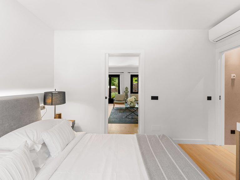 Villa for Sale in Puerto De Andratx, Balearic Islands 10
