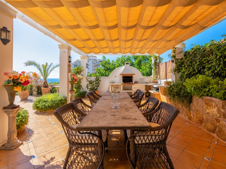 Villa for Rent in Marivent, Balearic Islands 4