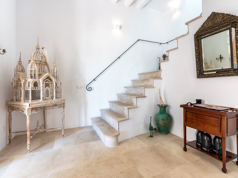 Villa for Rent in Marivent, Balearic Islands 12