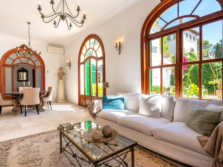 Villa for Rent in Marivent, Balearic Islands 6