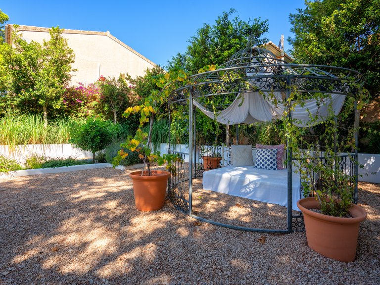 Villa for Rent in Marivent, Balearic Islands 22