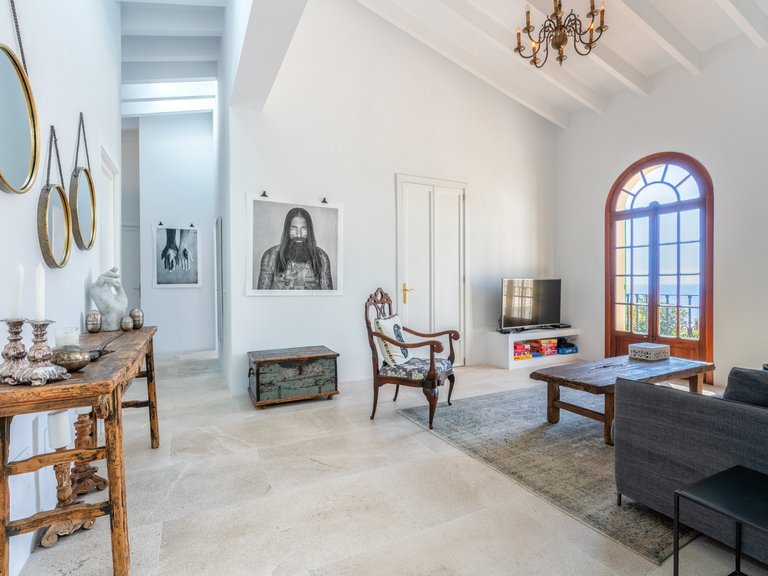 Villa for Rent in Marivent, Balearic Islands 19