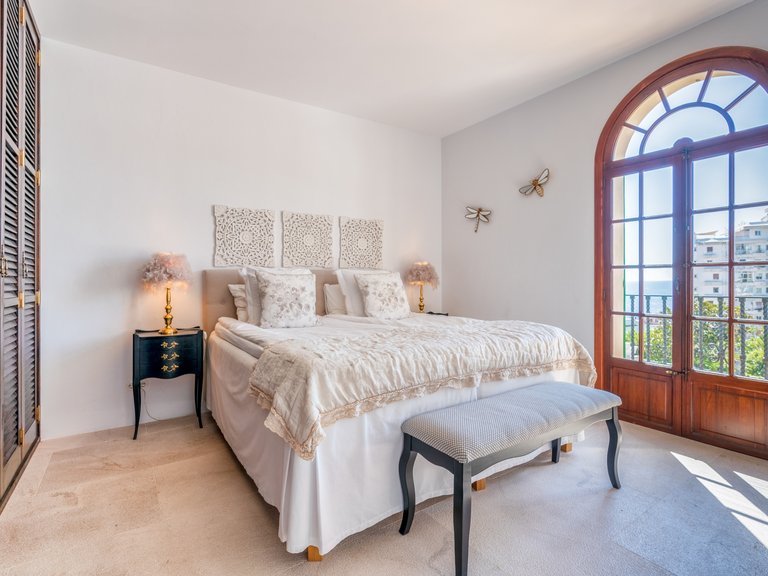 Villa for Rent in Marivent, Balearic Islands 14
