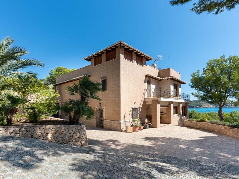 Villa for Sale in Cala Fornells, Balearic Islands 21