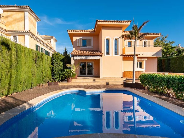 Villa for Sale in Puig De Ros, Balearic Islands 1