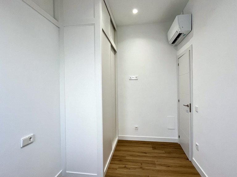 Apartment for Rent in Palma De Mallorca, Balearic Islands 16