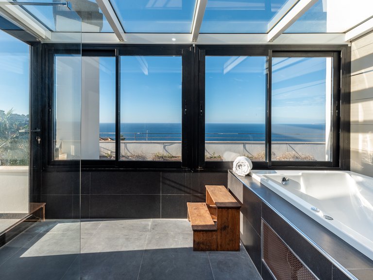 Villa for Sale in Badia Blava, Balearic Islands 18