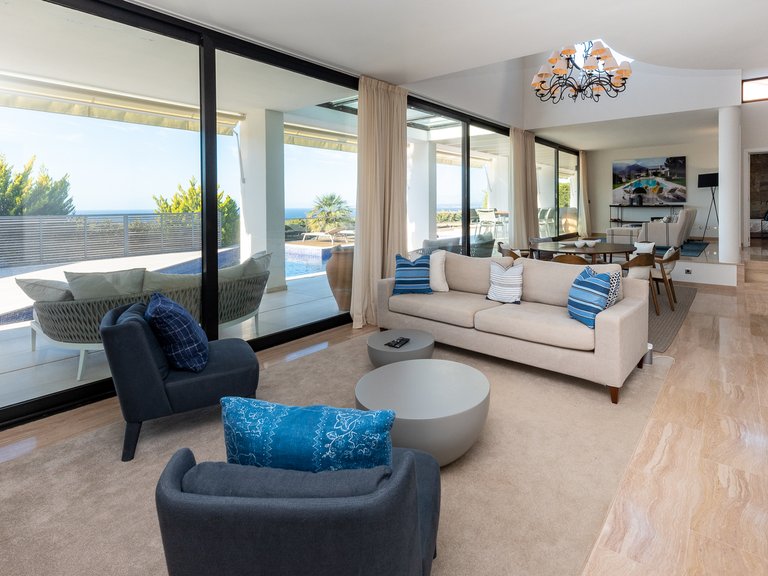 Villa for Sale in Badia Blava, Balearic Islands 8