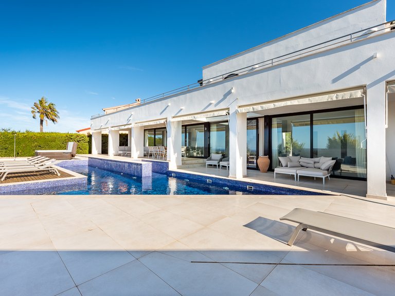 Villa for Sale in Badia Blava, Balearic Islands 4