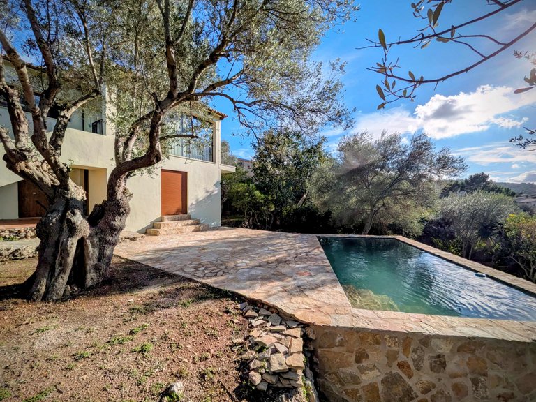 Villa for Sale in Valldemossa, Balearic Islands 1