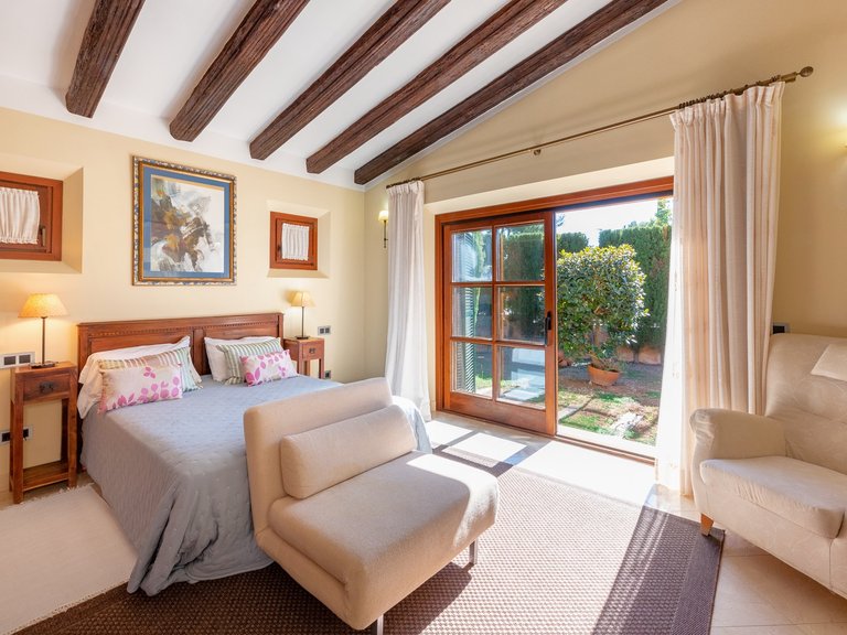 Villa for Sale in Nova Santa Ponsa, Balearic Islands 8