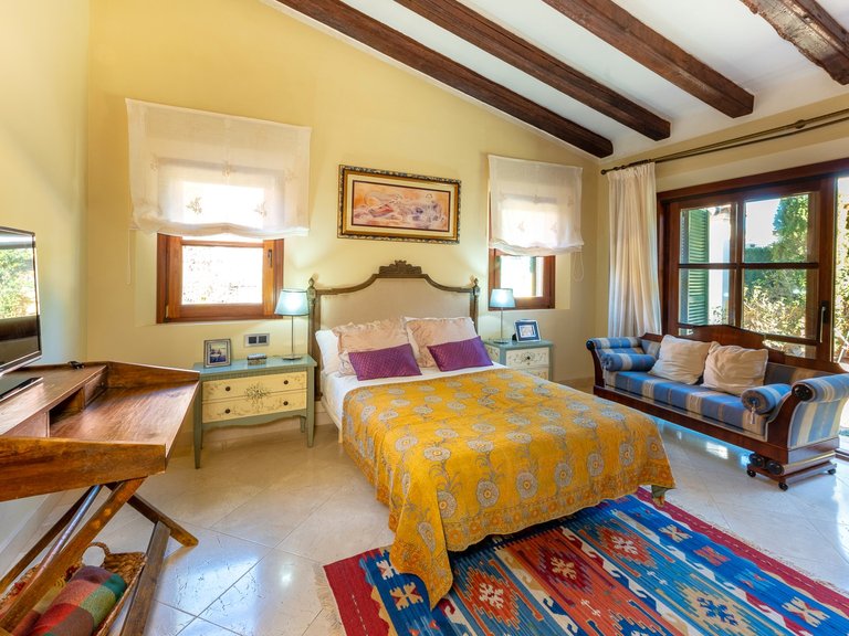 Villa for Sale in Nova Santa Ponsa, Balearic Islands 17