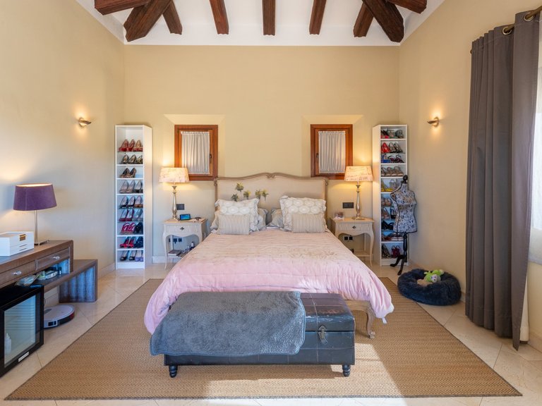 Villa for Sale in Nova Santa Ponsa, Balearic Islands 10