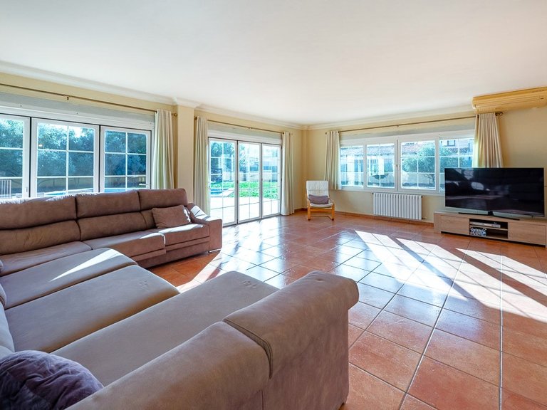 Villa for Sale in Santa Ponsa, Balearic Islands 8