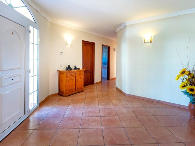Villa for Sale in Santa Ponsa, Balearic Islands 7