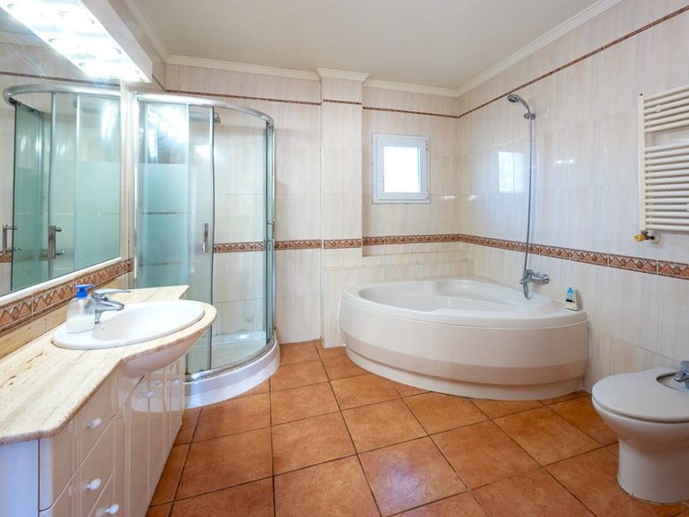 Villa for Sale in Santa Ponsa, Balearic Islands 12