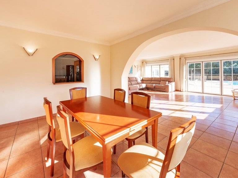 Villa for Sale in Santa Ponsa, Balearic Islands 9
