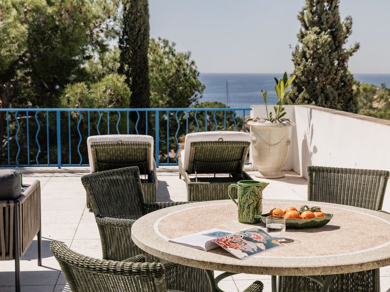 Villa for Rent in Anchorage, Balearic Islands 1