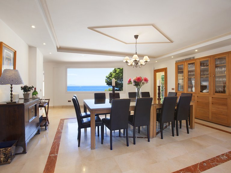 Villa for Rent in Cala Vinyas, Balearic Islands 3