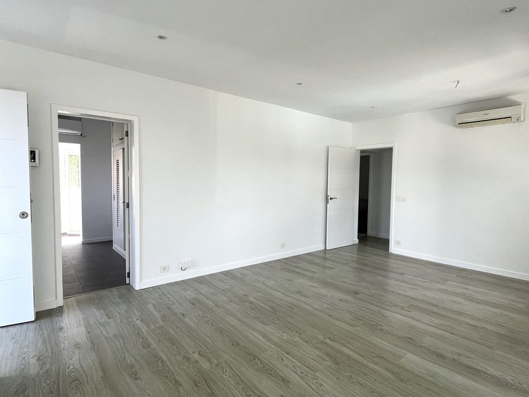 Villa for Sale in Badia Blava, Balearic Islands 19