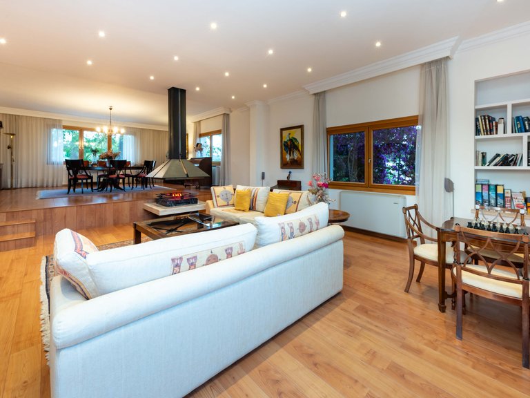Villa for Sale in Paguera, Balearic Islands 22