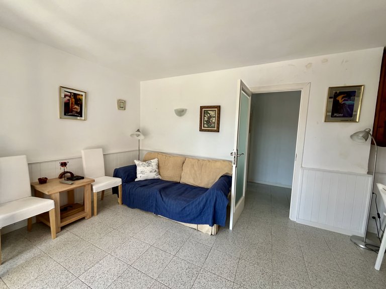 Apartment for Rent in Palmanova, Balearic Islands 4
