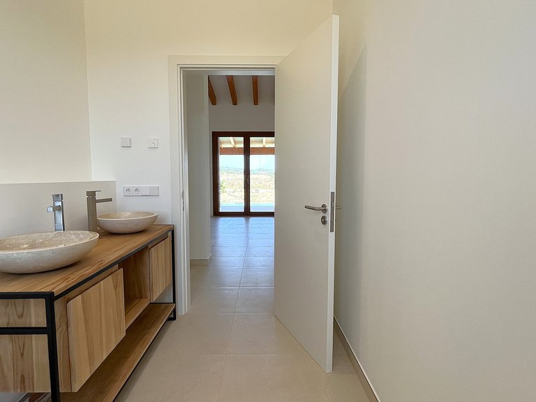 Country House for Sale in Manacor, Balearic Islands 10