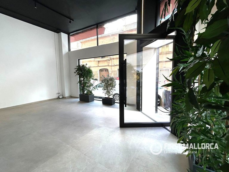 Commercial for Sale in Palma De Mallorca, Balearic Islands 5